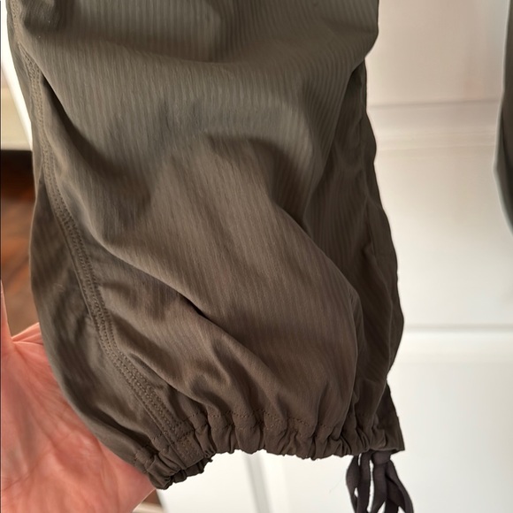 Lululemon Athletica Green Wide Leg Pants - Picture 5 of 7